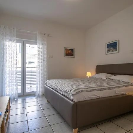 Apartahotel Lantina Betina (Sibenik-Knin)