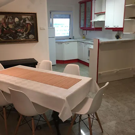 Lantina Aparthotel Betina (Sibenik-Knin)