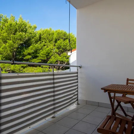 Lantina Apartahotel 4*