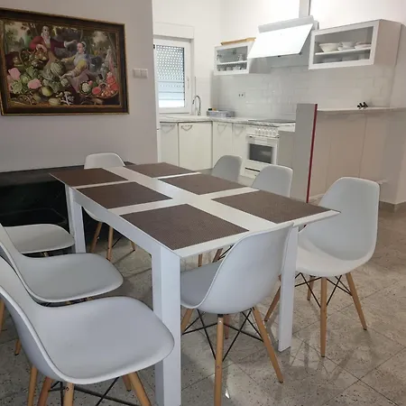 Lantina Aparthotel 4*