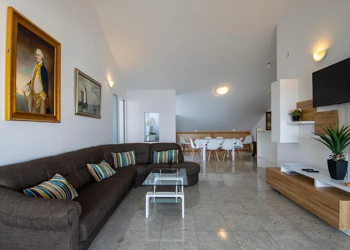 Apartahotel Lantina Betina (Sibenik-Knin)