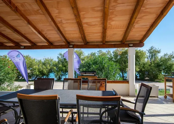 Apartahotel Lantina 4*