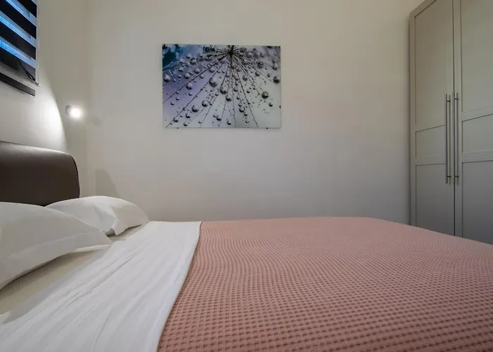 Lantina Betina (Sibenik-Knin)