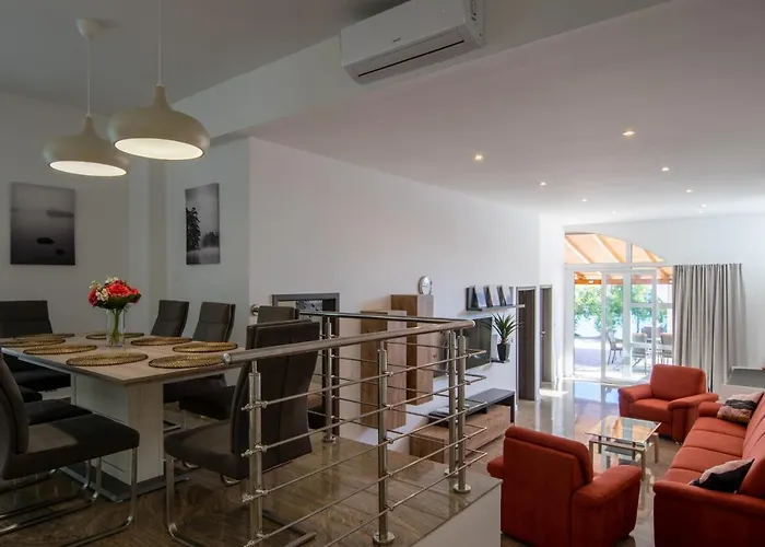 Lantina Апарт-отель 4*