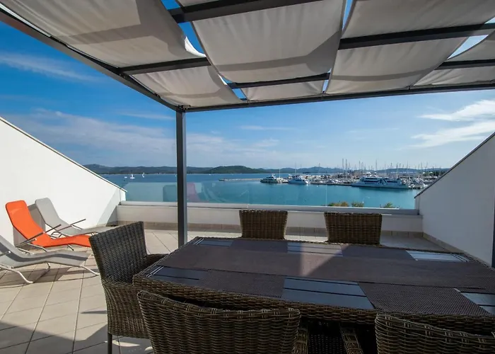 Apartahotel Lantina Betina (Sibenik-Knin)